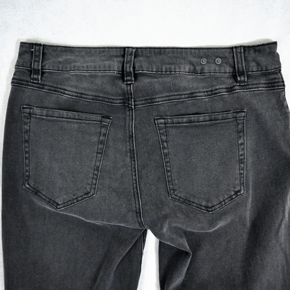 *Sold on @Foxtail90* CABI Slim Bootcut Jean - Picture 7 of 8